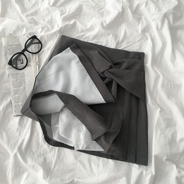 Női aszimmetrikus szoknya - magas derékkal