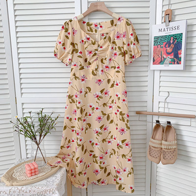 Moodne lillemustri ja spitsikaelusega naiste kleit – mitut värvi