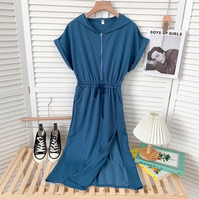 Sports-casual γυναικείο φόρεμα με κουκούλα και τσέπες