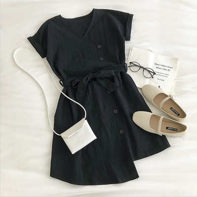 Rochie casual cu nasturi si curea