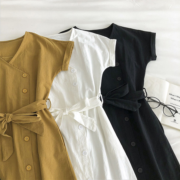 Rochie casual cu nasturi si curea