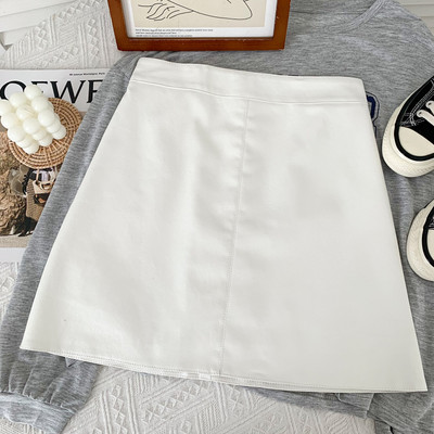 Μοντέρνα γυναικεία δερμάτινη φούστα με ψηλή μέση