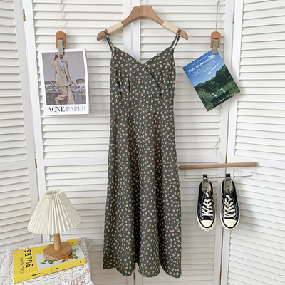 Vabaaja naiste lõikega peenikeste rihmadega kleit – mitut värvi