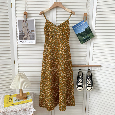 Vabaaja naiste lõikega peenikeste rihmadega kleit – mitut värvi