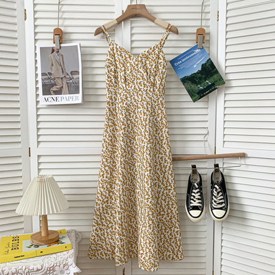 Vabaaja naiste lõikega peenikeste rihmadega kleit – mitut värvi