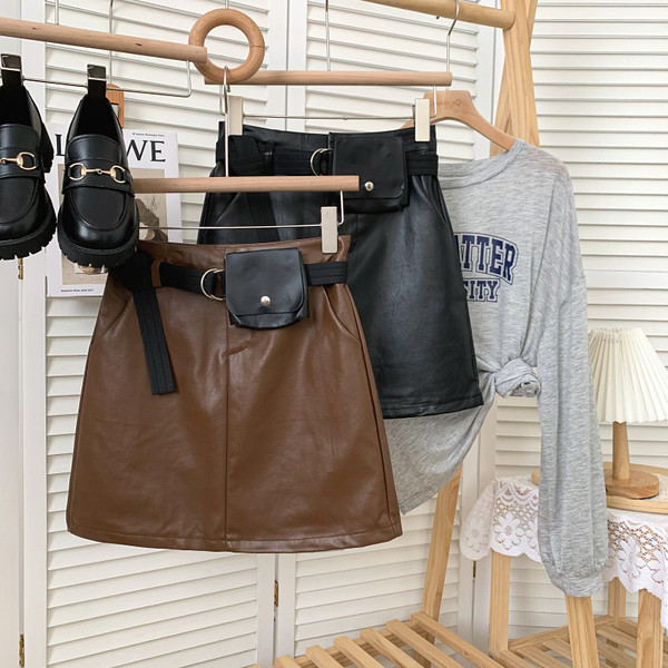 Uus mudel naiste lühike kunstnahast seelik koos vööga