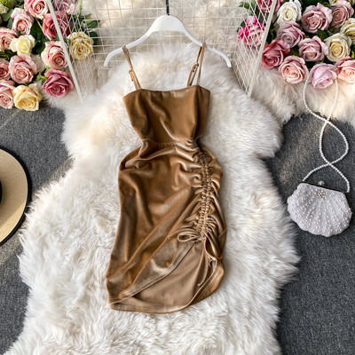 Stiilne naiste sametkleit