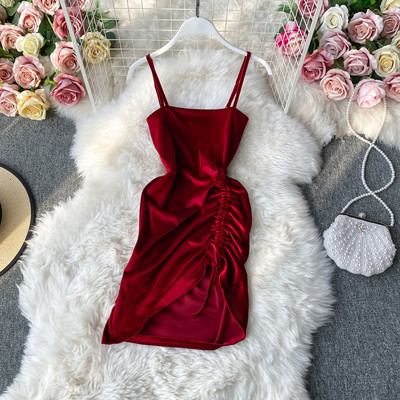 Stiilne naiste sametkleit