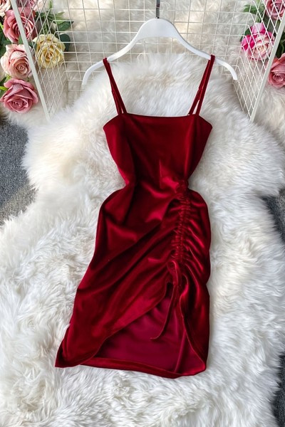 Stiilne naiste sametkleit