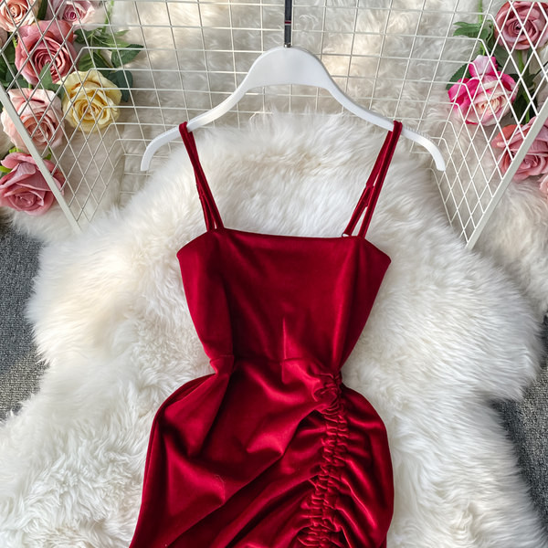 Stiilne naiste sametkleit