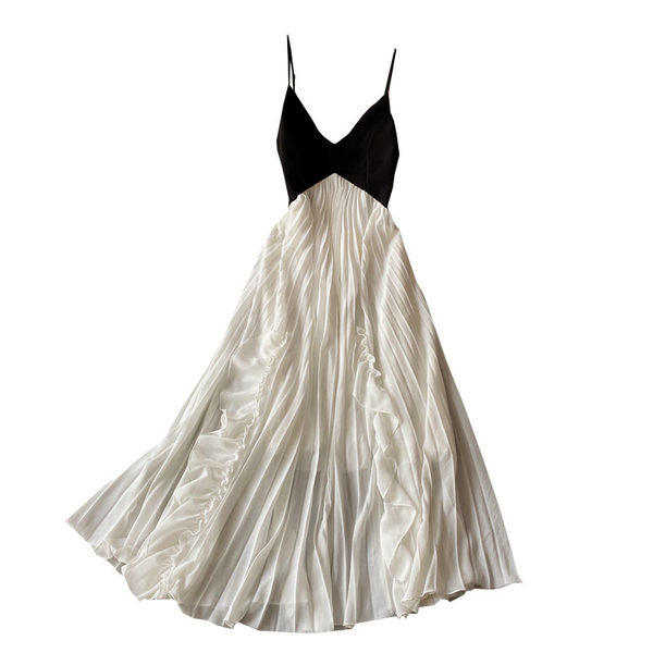 Νέο μοντέλο γυναικείο μακρύ φόρεμα με λεπτές τιράντες