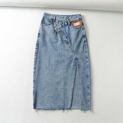 Μακριά τζιν φούστα με ασύμμετρη στερέωση