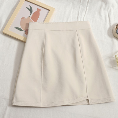 Γυναικεία φούστα απλού μοντέλου από faux δέρμα με ψηλή μέση