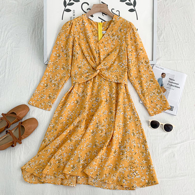 Νέο μοντέλο γυναικείο φθινοπωρινό φόρεμα με spitz λαιμόκοψη και μακριά μανίκια