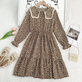 Lezser női szabású ruha, hosszú ujjal