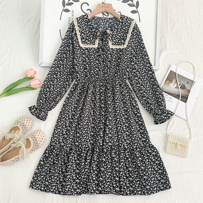 Lezser női szabású ruha, hosszú ujjal