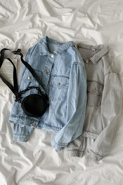 Uus mudel taskutega teksajakk