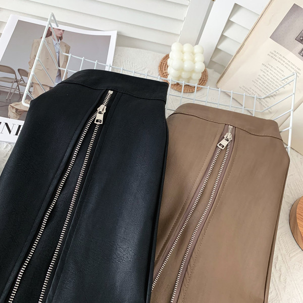 Naujo modelio rudens-žiemos moteriškas odinis sijonas su užtrauktuku