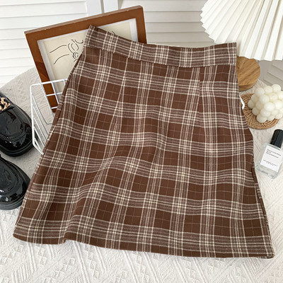 Μοντέρνα γυναικεία καρό φούστα με ψηλή μέση - ρετρό στυλ