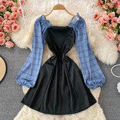 Kandilise kaelusega ja pikkade varrukatega naiste kleit