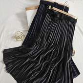 Fusta de dama din catifea plisata cu talie inalta