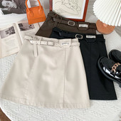 Модерна дамска пола от изкуствена кожа с колан