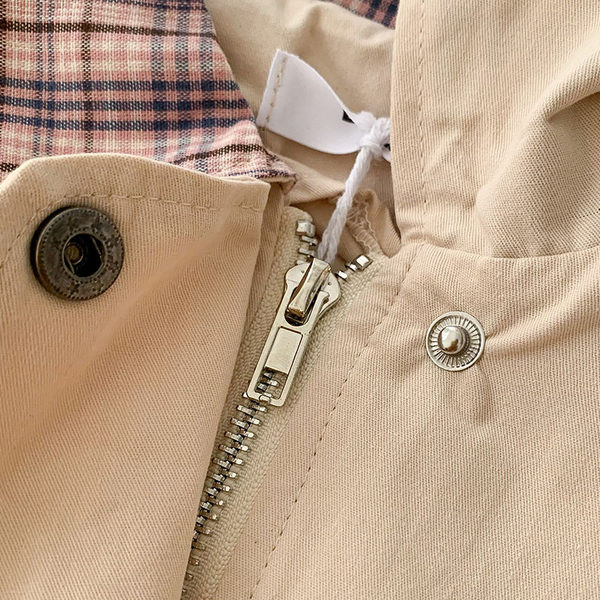 Naiste vabaaja jope ruudulise kraega