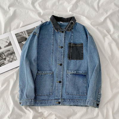 Geaca de dama din denim cu buzunare in stil retro