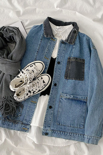 Geaca de dama din denim cu buzunare in stil retro