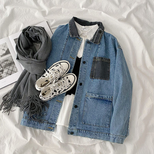 Geaca de dama din denim cu buzunare in stil retro