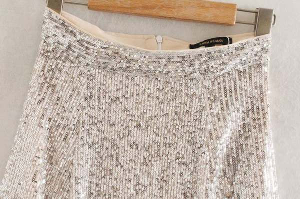 Μακριά φούστα με παγιέτες