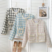 Női kockás tweedkabát