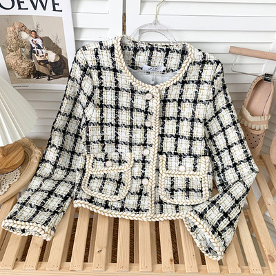 Női kockás tweedkabát