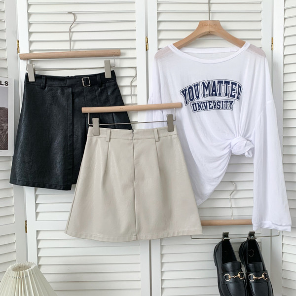 Нов модел дамска къса пола от еко кожа с висока талия