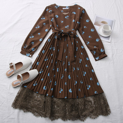 Νέο μοντέλο πολύχρωμου γυναικείου φορέματος με στρογγυλή λαιμόκοψη και δαντέλα