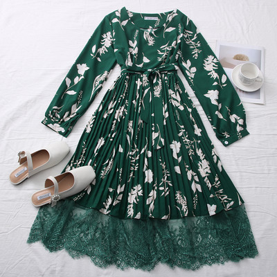 Νέο μοντέλο πολύχρωμου γυναικείου φορέματος με στρογγυλή λαιμόκοψη και δαντέλα