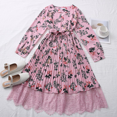 Νέο μοντέλο πολύχρωμου γυναικείου φορέματος με στρογγυλή λαιμόκοψη και δαντέλα