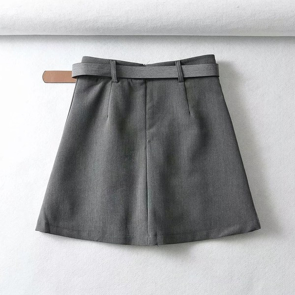 Нов модел плисирана дамска пола с колан