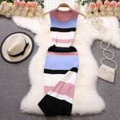 Γυναικείο πολύχρωμο φόρεμα με στρογγυλή λαιμόκοψη