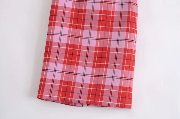 Kõrge vöökohaga pikk ruuduline seelik