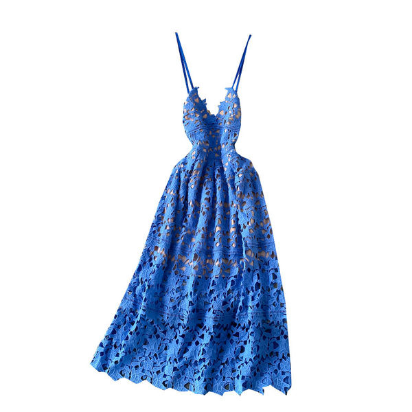 Naiste pikk pitskleit õhukeste rihmadega