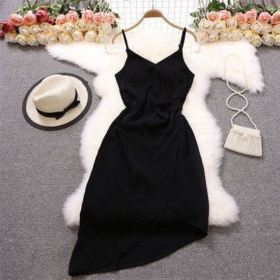 Asimetrična ženska haljina na tanke naramenice