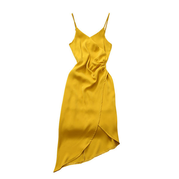 Asimetrična ženska haljina na tanke naramenice