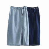 Дълга дънкова пола с асиметрично  закопчаване и цепка