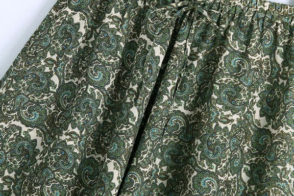 Fusta cu croiala lunga de culoare verde