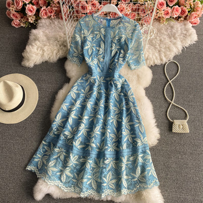 Дамска ежедневна рокля с цип на гърба и къс ръкав