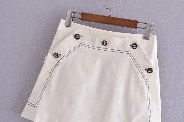 Uus mudel naiste lühike nööpidega seelik