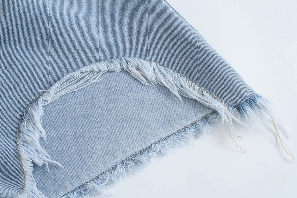 Kratka traper suknja s poderanim efektom za žene