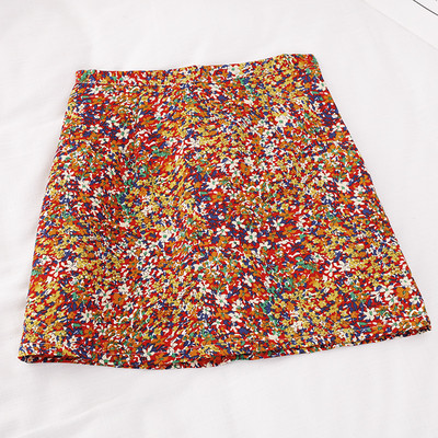 Дамска пола с флорален десен и висока талия