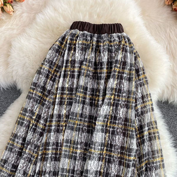 Fusta lunga de dama moderna cu talie elastica si dantela